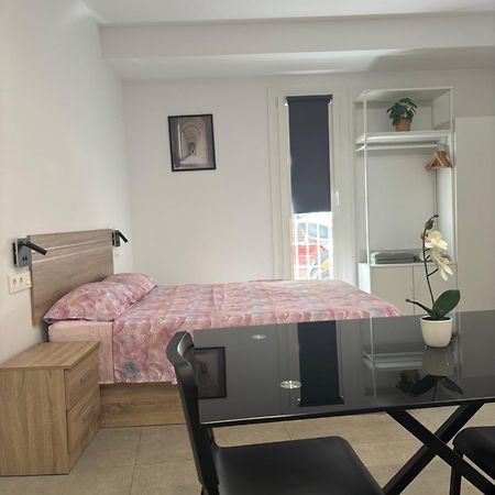 Appartement Estupendo Piso A 5 Min De La Estacion De Bus Y Tren Maria Zambrano à Málaga Extérieur photo